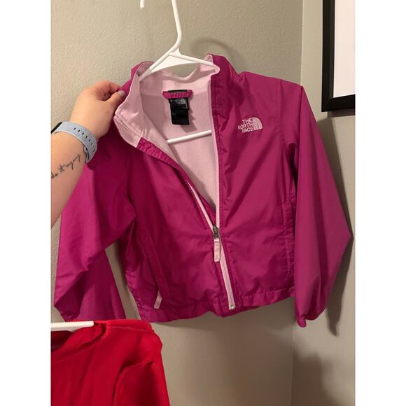 Girls XS North Face Jacket - Picture 1 of 2